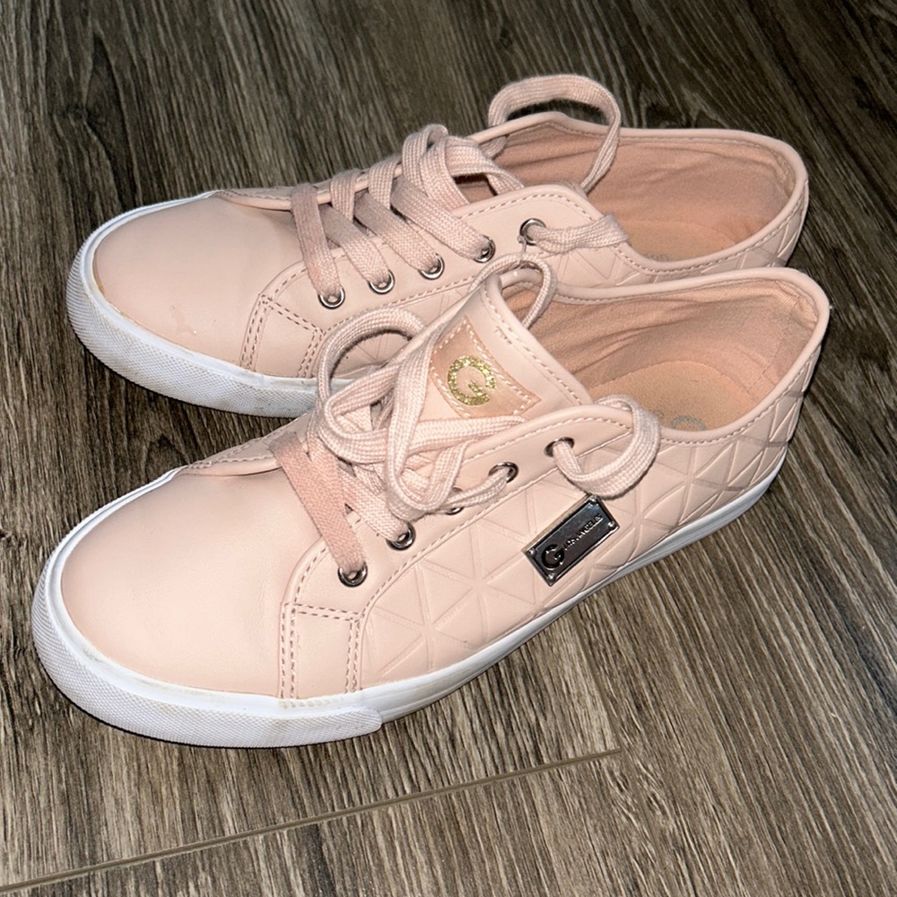 Light pink G BY GUESS womens shoes size 8